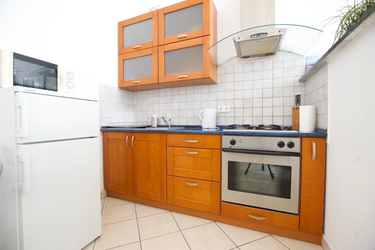 Budget Apartment By Hi5 - Center Of The Center 부다페스트 외부 사진